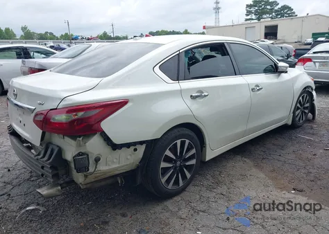 2018 Nissan Altima 2.5 Sv z USA, uszkodzony, nr VIN 1N4AL3APXJC233320